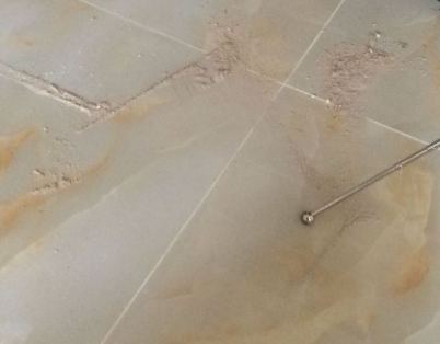 西宁市瓷砖空鼓维修公司分享粘合剂选择不当在瓷砖铺贴过程中可能导致以下问题